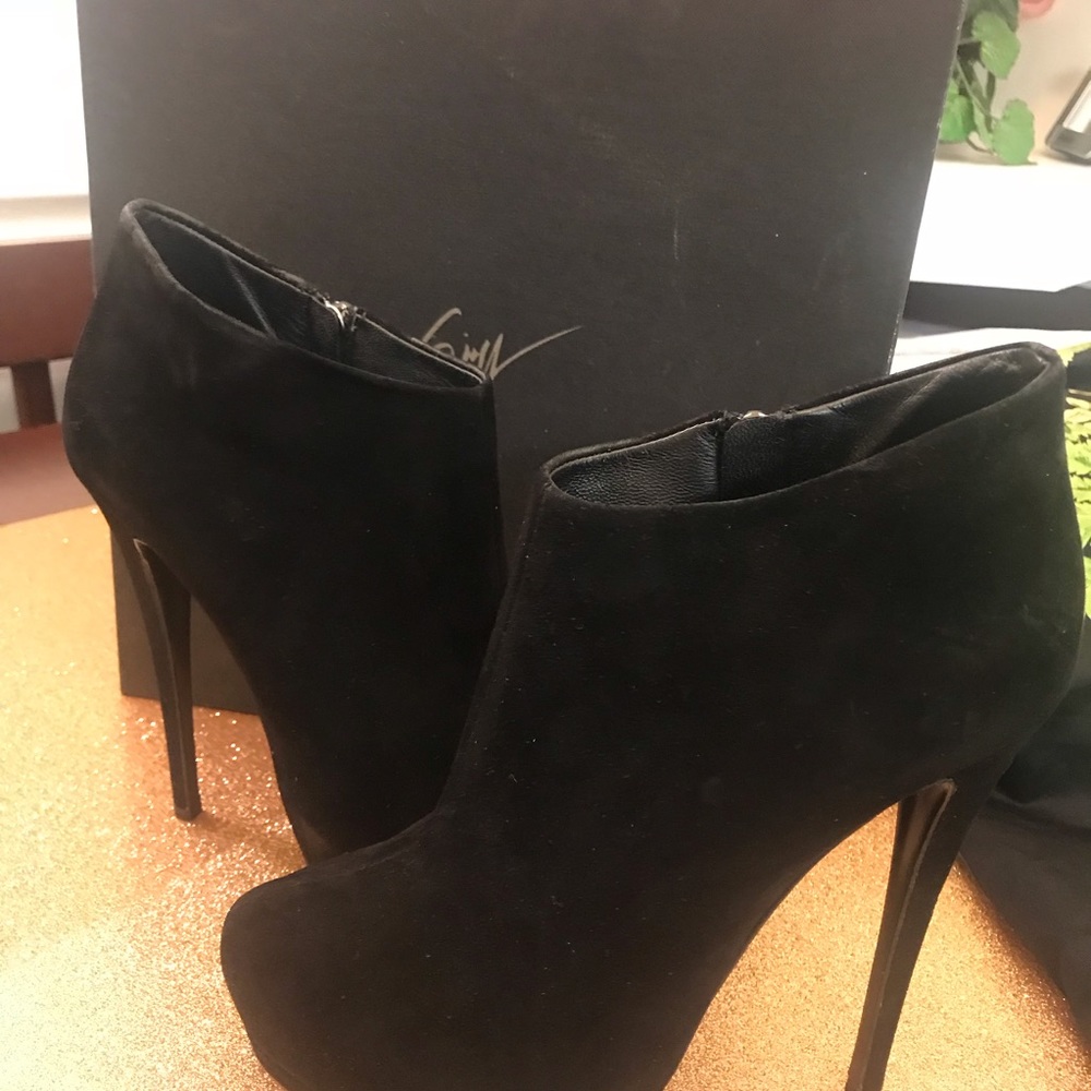 Giuseppe Zanotti “Eva” booties